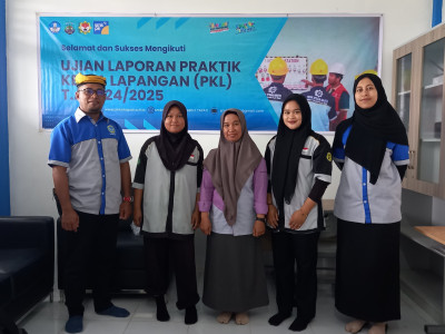 Ujian Laporan PKL Siswa Tahun 2024